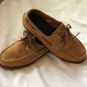 Sperry boat shoes